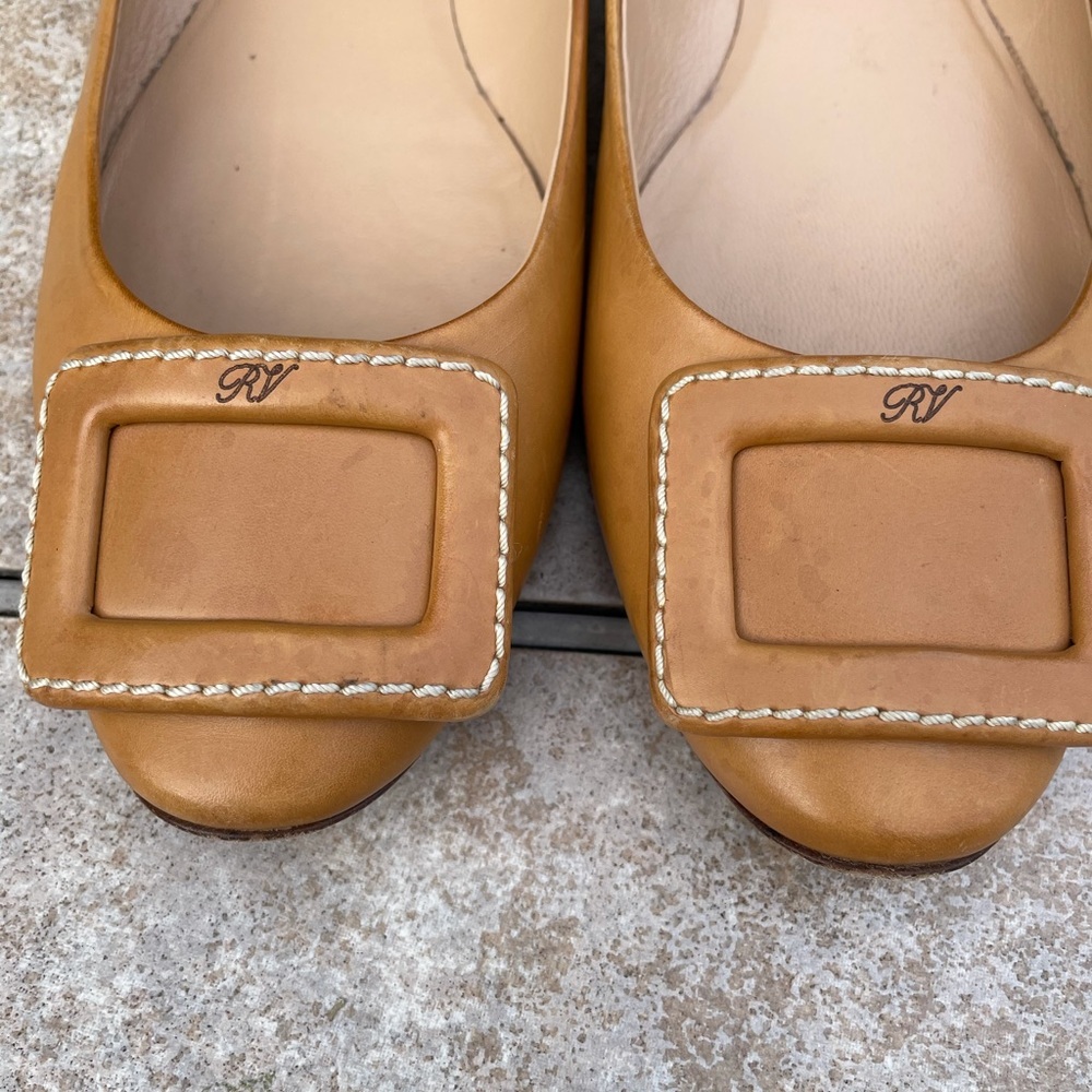 Roger Vivier Paris shoes - Picture 2 of 12